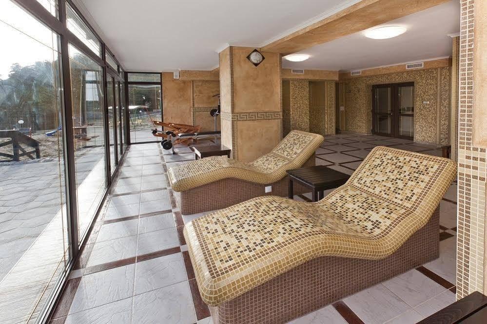 Family Hotel Hebar Batak Exterior foto